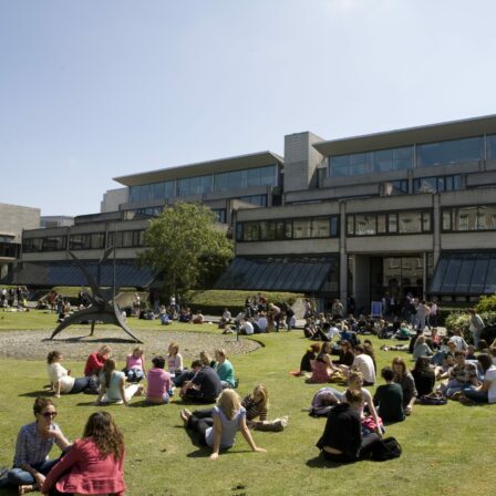 Fellows-Square-Arts-Building-Students-High-Res.jpg
